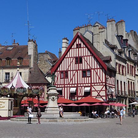 Le Pastore Avec Terrasse Au Coeur Du Centre Historique Dijon Luaran gambar